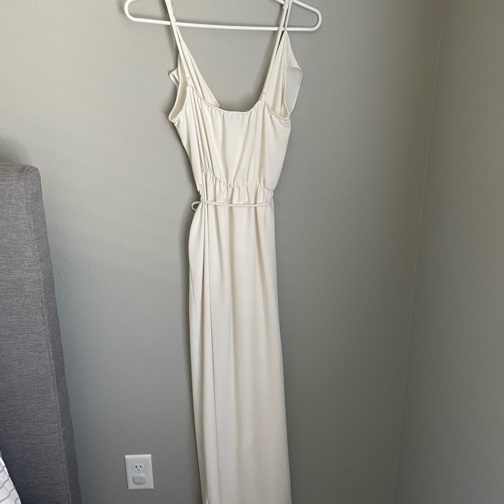 Women’s Medium Ivory High Low Dress